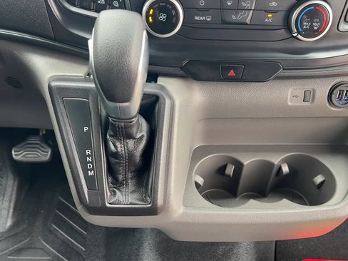 Used 2021 Ford Transit 350 DRW RWD image 19