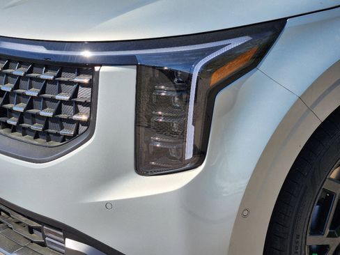 New 2026 Kia Carnival SX Prestige image 6