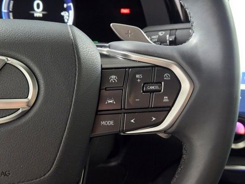 Certified 2024 Lexus RZ 450e Premium image 32