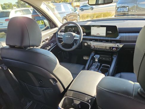 Certified 2024 Kia Telluride SX image 13