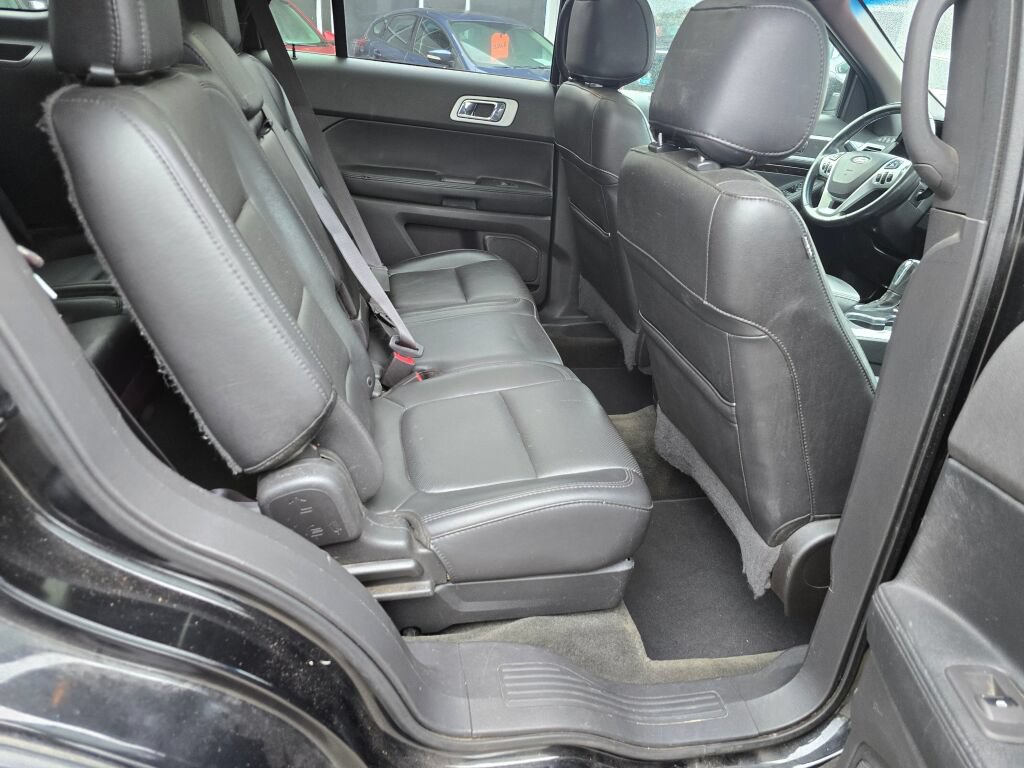 Used 2015 Ford Explorer Limited w/ Equipment Group 301A AWD/4WD image 14