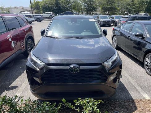 Used 2025 Toyota RAV4 LE FWD image 2