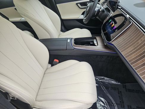 Certified 2025 Mercedes-Benz E 350 Sedan image 6