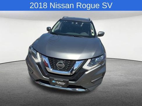Used 2018 Nissan Rogue SV AWD/4WD image 3