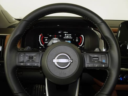 New 2025 Nissan Pathfinder Platinum image 20