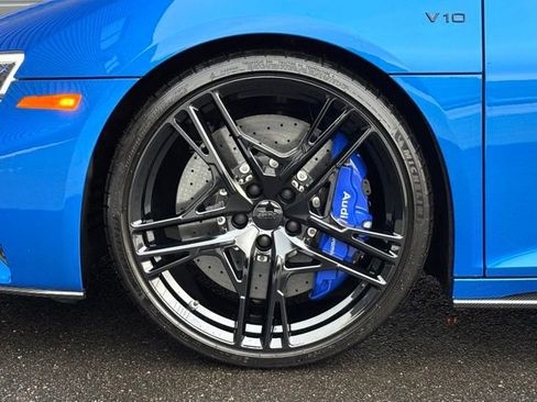 Used 2022 Audi R8 V10 performance w/ R8 Performance Design Package image 11