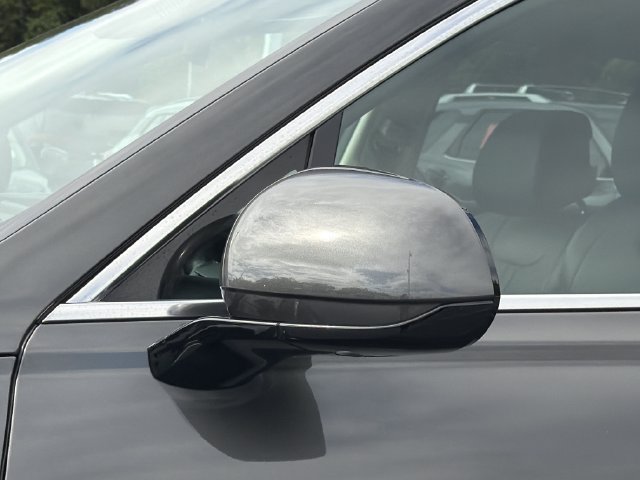 Used 2025 Genesis GV80 2.5T Standard AWD/4WD image 12