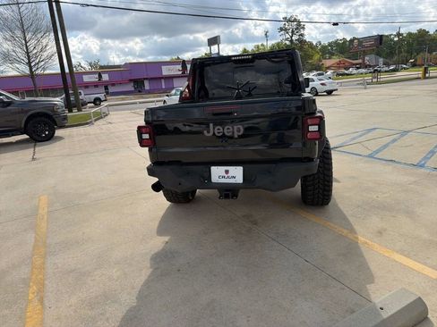 Used 2020 Jeep Gladiator Rubicon AWD/4WD image 10