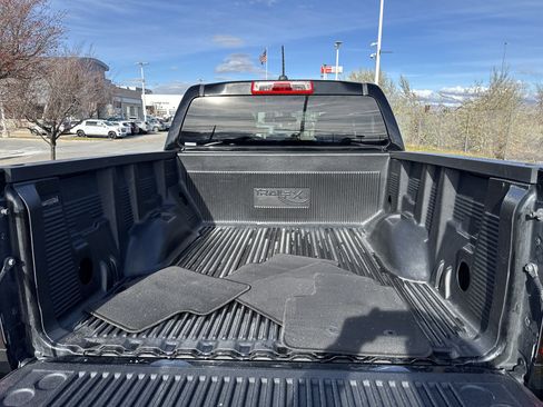 Used 2018 Chevrolet Colorado LT image 24