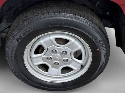 Used 2014 Jeep Patriot Sport w/ Power Value Group FWD image 9