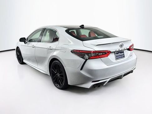 Used 2023 Toyota Camry XSE FWD image 7