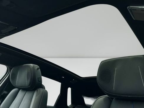 New 2026 Cadillac Lyriq Premium Luxury AWD/4WD image 9