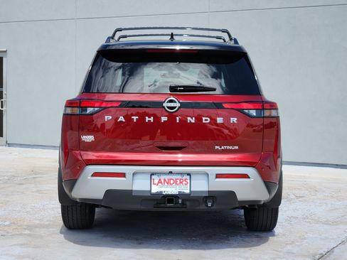Used 2025 Nissan Pathfinder Platinum w/ Cargo Package FWD image 7
