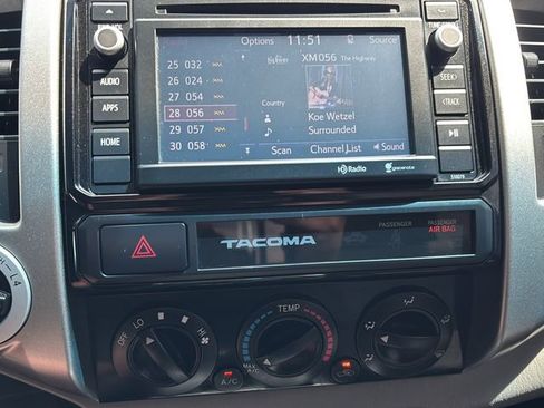 Used 2015 Toyota Tacoma 4x4 Double Cab w/ SR5 Package image 23