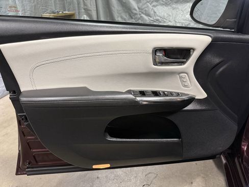 Used 2018 Toyota Avalon XLE Premium w/ Protection Package image 19