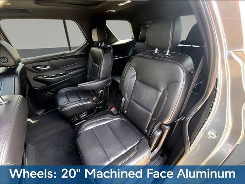 Used 2023 Chevrolet Traverse LT w/ LT Premium Package AWD/4WD image 26