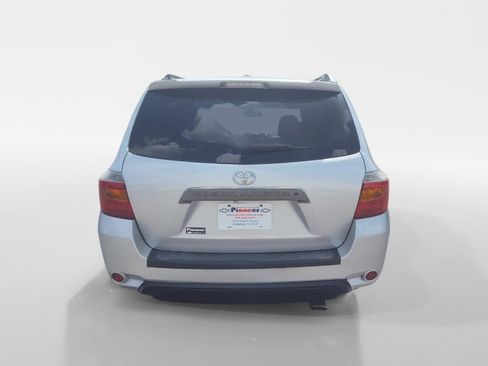 Used 2010 Toyota Highlander Sport image 5