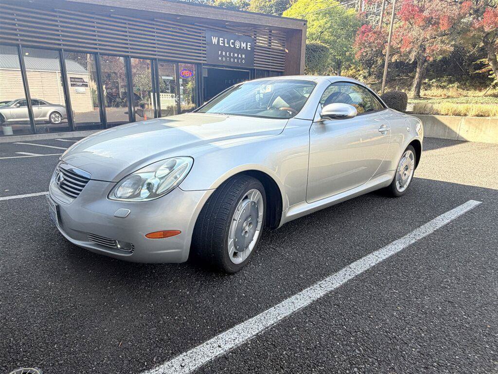 Used 2004 Lexus SC 430 Convertible RWD image 2