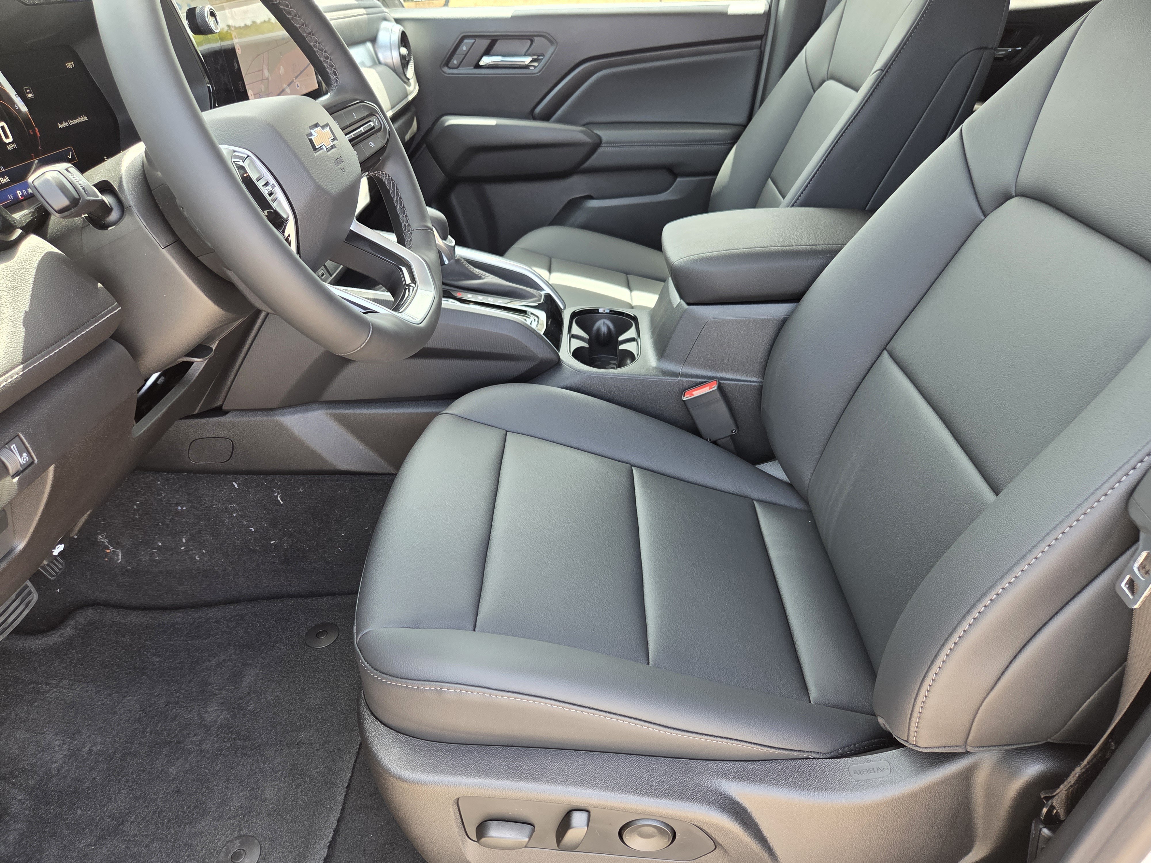 New 2026 Chevrolet Colorado LT w/ LT Convenience Package AWD/4WD image 20