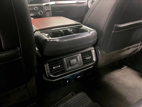 Used 2021 Ford F150 Lariat image 28