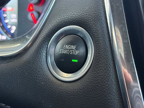 Used 2023 Chevrolet Traverse Premier w/ Redline Edition image 36