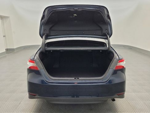 Used 2020 Toyota Camry LE image 29