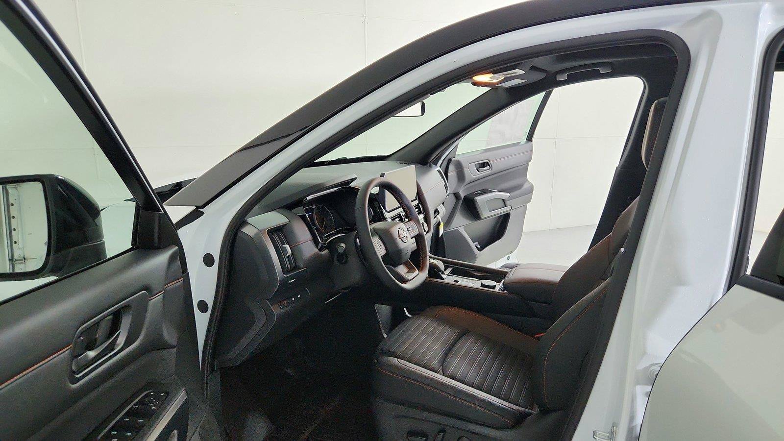 Used 2026 Nissan Pathfinder Rock Creek AWD/4WD image 17