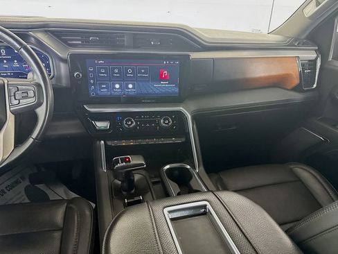 Used 2022 GMC Sierra 1500 Denali w/ Denali Reserve Package image 27