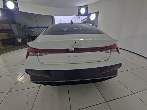 New 2026 Hyundai Elantra Limited FWD image 6