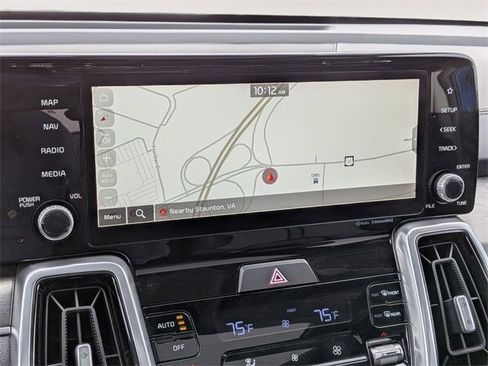 Used 2023 Kia Sorento SX image 19