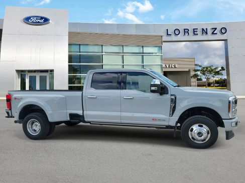 New 2026 Ford F350 Platinum w/ Platinum Plus Package AWD/4WD image 4
