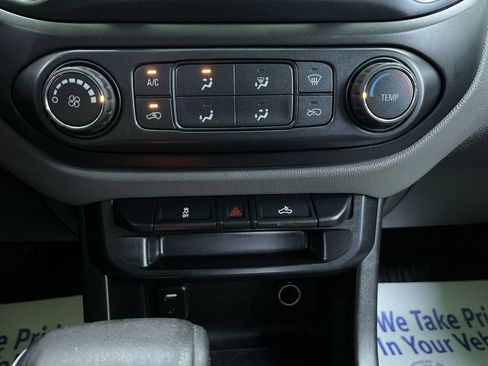 Used 2017 Chevrolet Colorado W/T image 20
