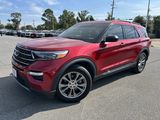 Used 2022 Ford Explorer XLT w/ Equipment Group 202A image 3
