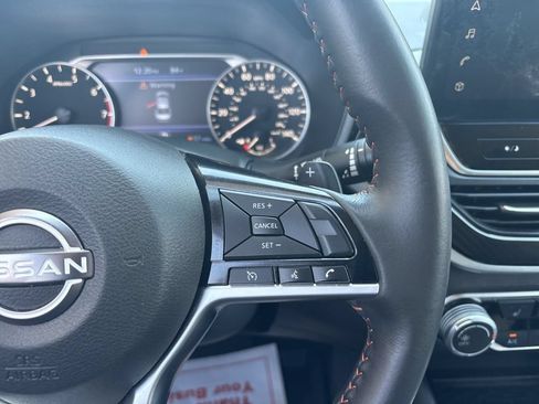 Used 2023 Nissan Altima 2.5 SR w/ SR Premium Package FWD image 20