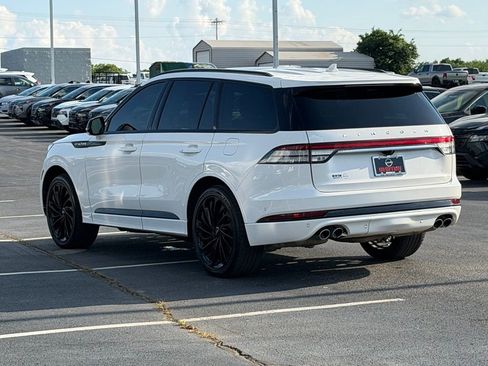 Used 2024 Lincoln Aviator Reserve w/ Equipment Group 201A AWD/4WD image 7
