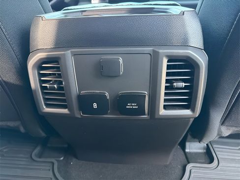 Used 2020 Ford F150 XLT w/ Equipment Group 302A Luxury image 11