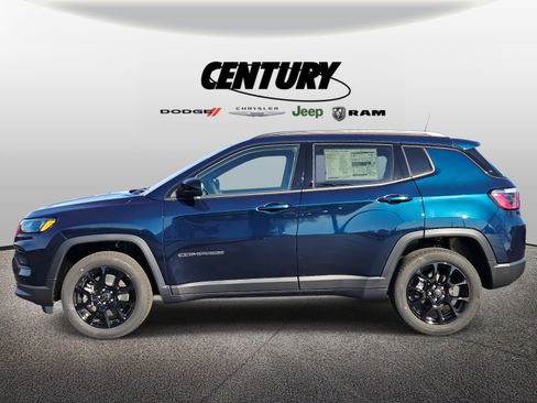 New 2026 Jeep Compass Latitude AWD/4WD image 6