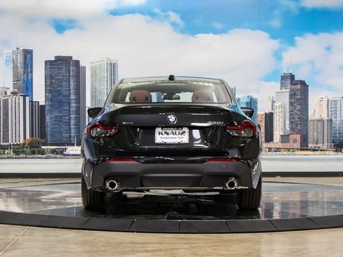 Used 2025 BMW 230i xDrive Coupe w/ Convenience Package image 11