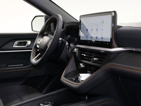 New 2026 Ford Explorer Tremor AWD/4WD image 31