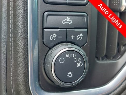Used 2022 Chevrolet Silverado 1500 LT w/ LPO, Dark Essentials Package AWD/4WD image 24