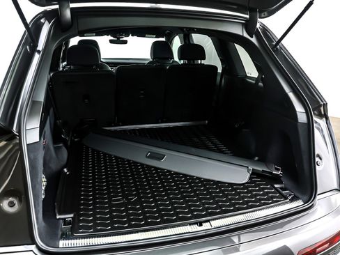 Used 2025 Audi Q7 2.0T Premium w/ Convenience Package image 24