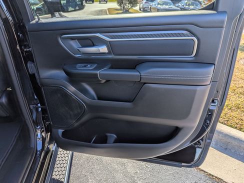 Used 2025 RAM 1500 Big Horn image 32