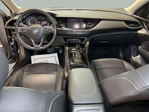 Used 2018 Buick Regal Essence image 18