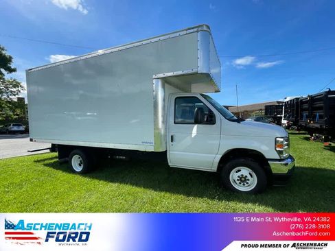 New 2024 Ford E-450 and Econoline 450 Super Duty w/ Power Windows & Locks Group image 30