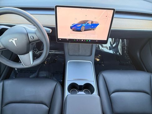 Used 2022 Tesla Model 3 Long Range image 11