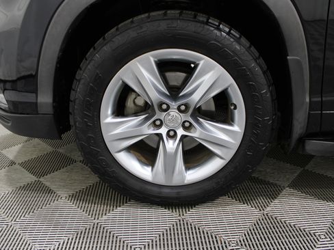 Used 2015 Toyota Highlander Limited image 41