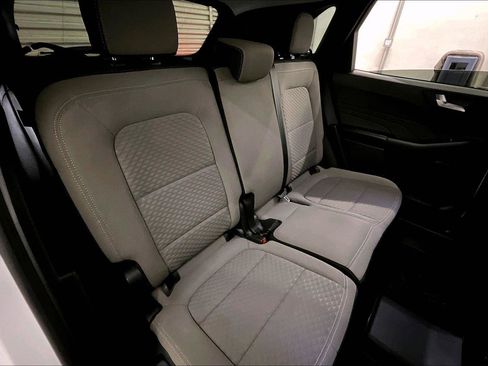 Used 2021 Ford Escape SE image 26