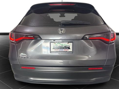 Used 2025 Honda HR-V LX image 4