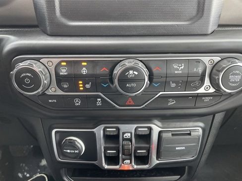 Used 2020 Jeep Wrangler Unlimited Sport S image 26