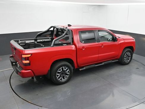 Used 2022 Nissan Frontier SV AWD/4WD image 40